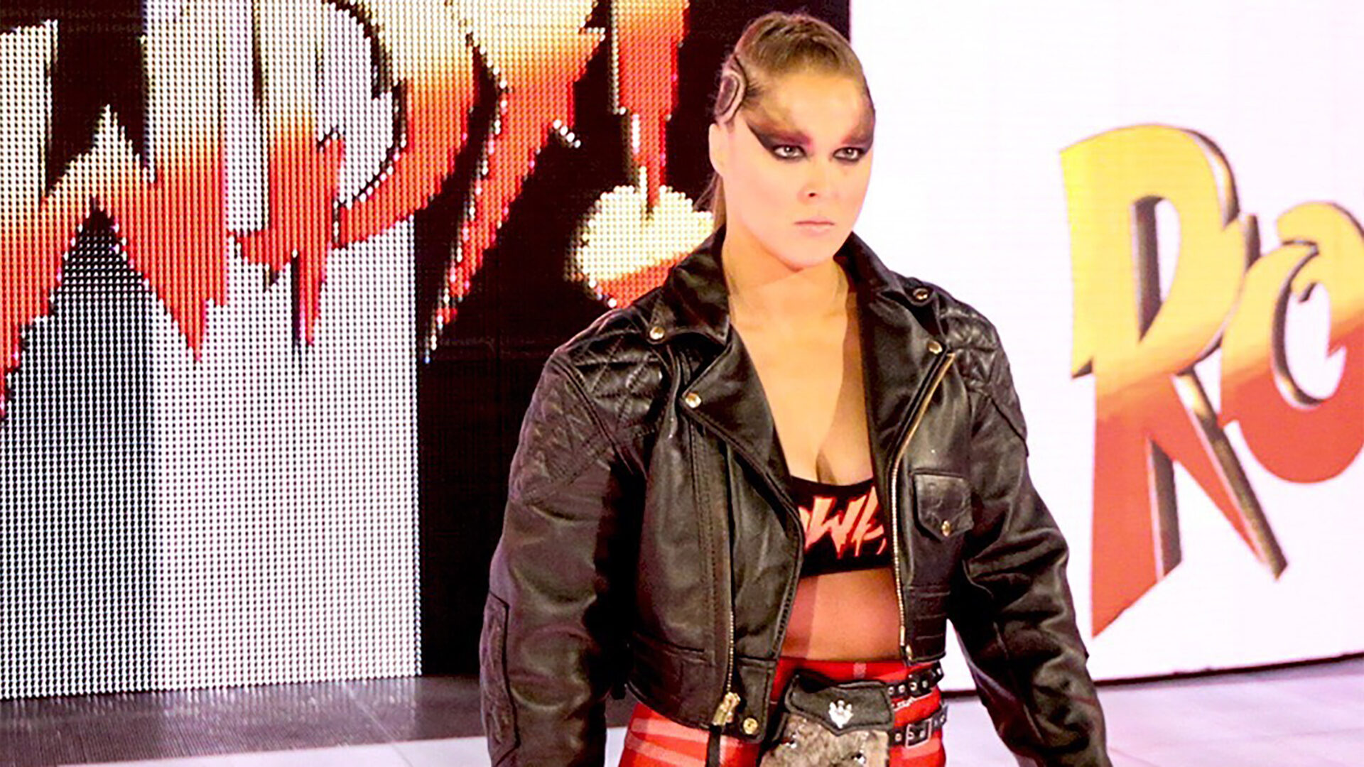 Ronda Rousey Returns At Royal Rumble