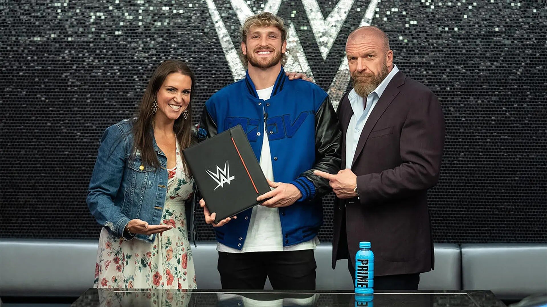 Logan Paul Signs Multi Year Contract With WWE