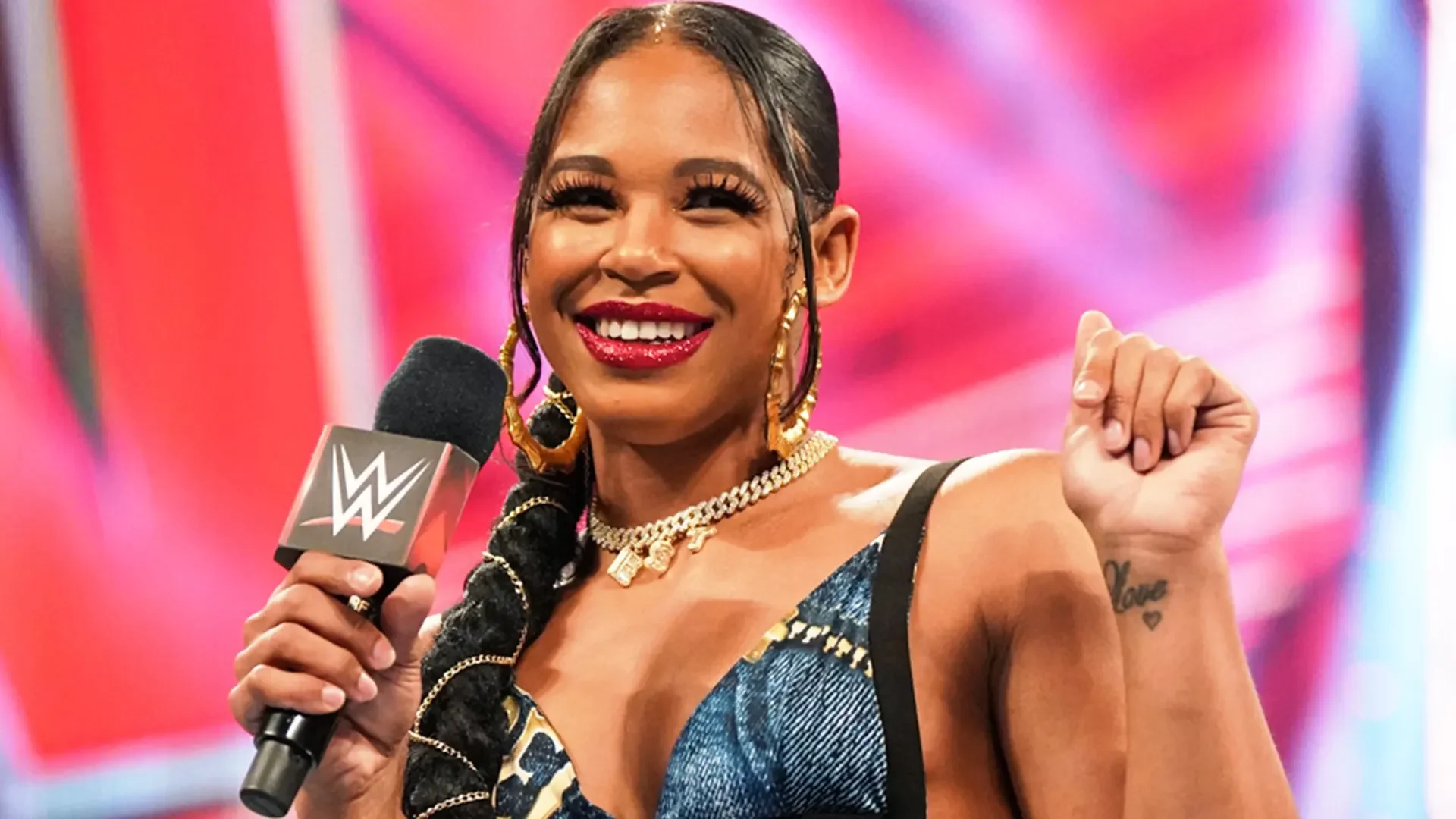 Bianca Belair Signs With Hollywood Agency