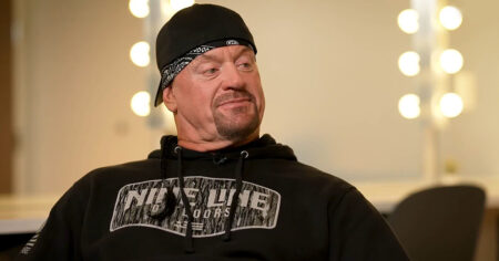 The Undertaker Criticizes Wrestlers Breaking Character On Social Media